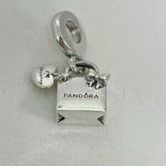 Pandora Silver Heart Charm Bracelet - Picture 3 of 5